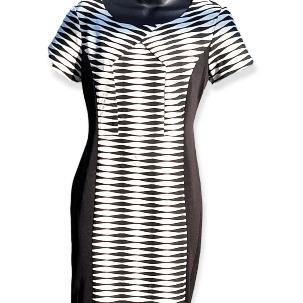 Emma & Michele Black White Print Short Sleeve Pencil Dress Size 8.